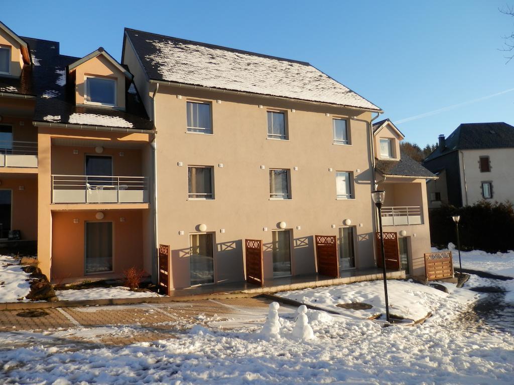 Aux Balcons Du Sancy Aparthotel Picherande Ngoại thất bức ảnh