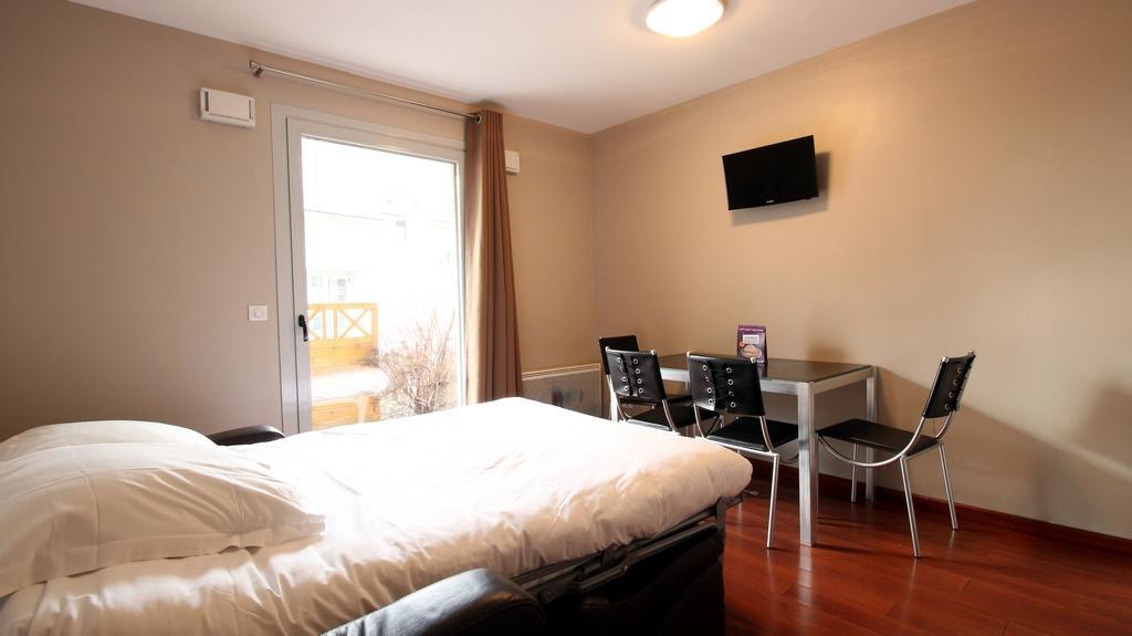 Aux Balcons Du Sancy Aparthotel Picherande Ngoại thất bức ảnh