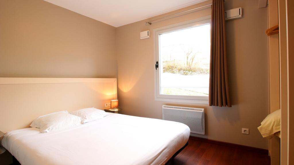 Aux Balcons Du Sancy Aparthotel Picherande Ngoại thất bức ảnh