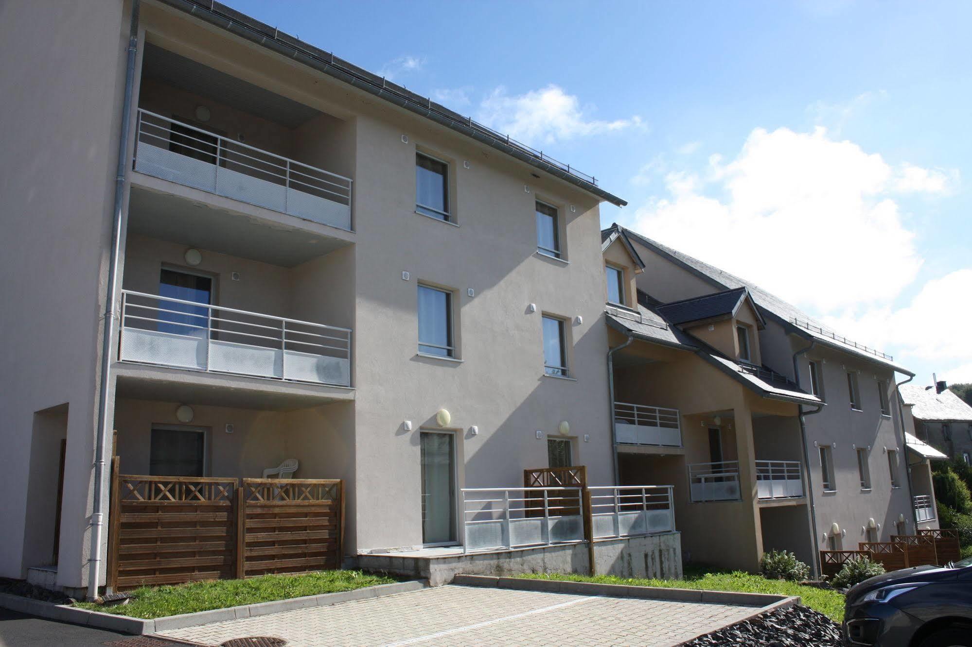 Aux Balcons Du Sancy Aparthotel Picherande Ngoại thất bức ảnh